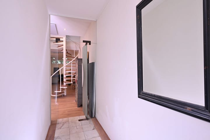 Photo 15 of Bergstraat 15