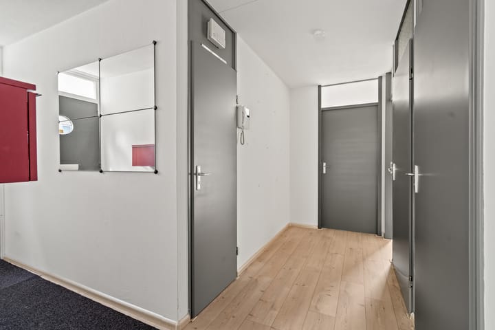 Photo 8 of Pedro Luis Briónstraat 18