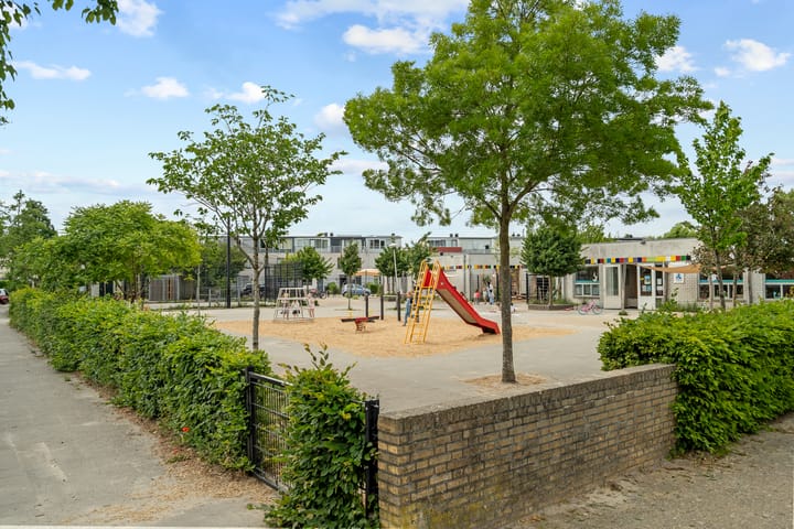 Photo 37 of Pedro Luis Briónstraat 18