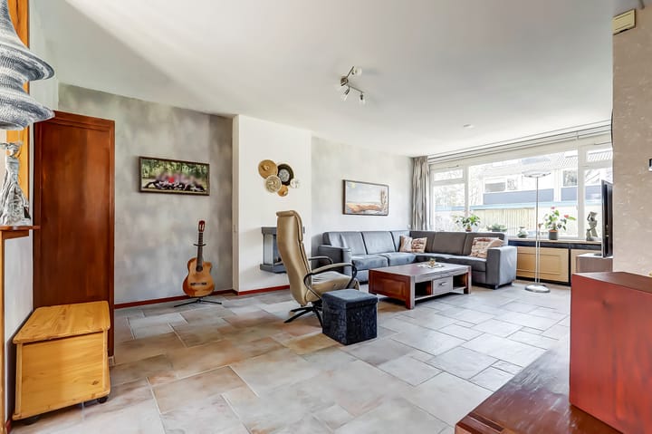 Foto 11 van Gentiaanstraat 108