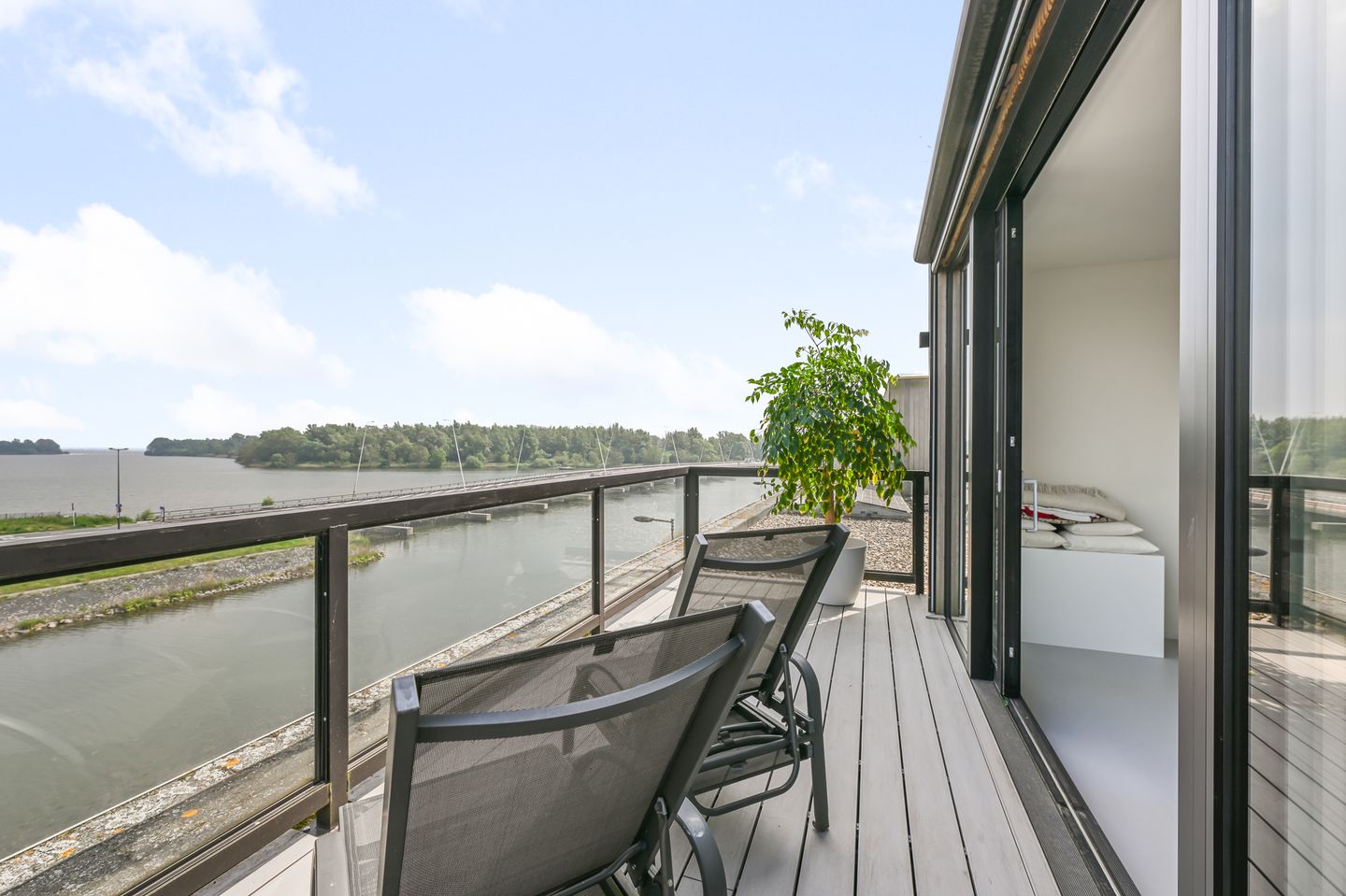 Photo 4 of Wim Noordhoekkade 642