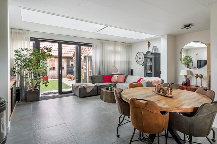 Foto 5 van Tweede Parallelweg 8-D