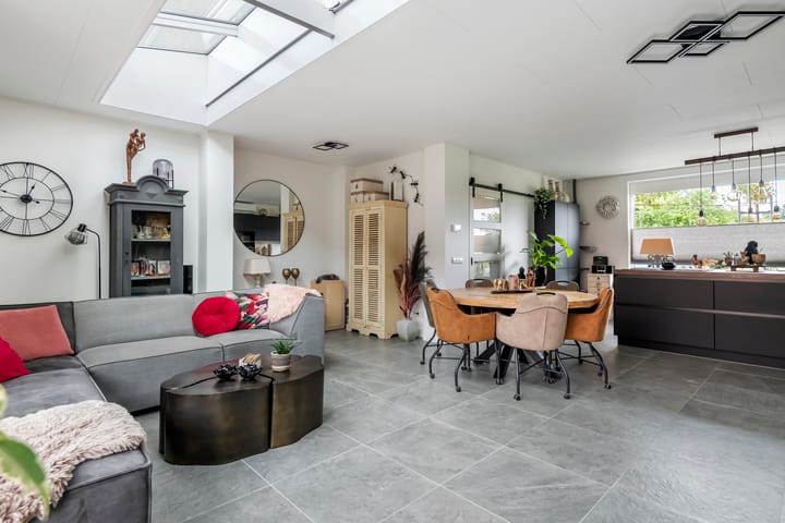 Foto 8 van Tweede Parallelweg 8-D