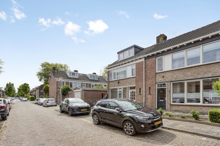 Foto 36 van Hyacinthstraat 3