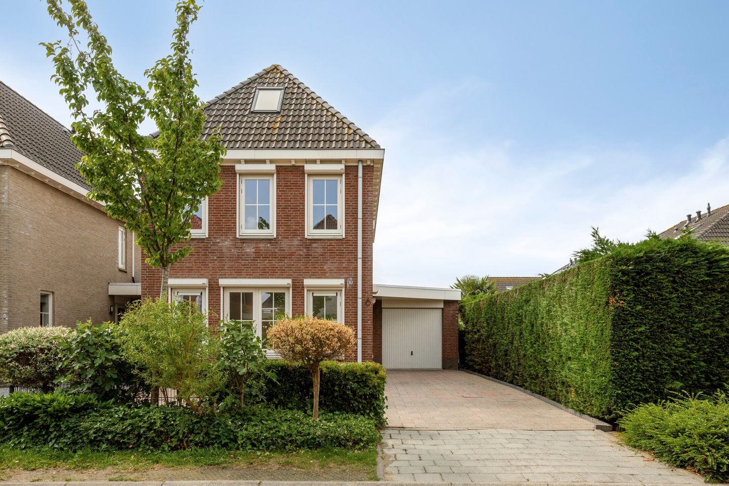 Foto 5 van Van Overveststraat 6