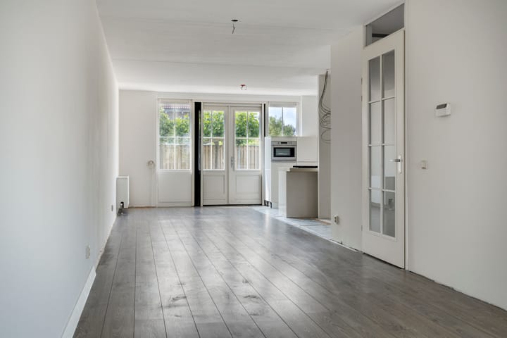 Foto 11 van Van Overveststraat 6