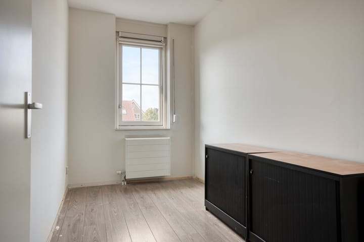 Foto 19 van Van Overveststraat 6