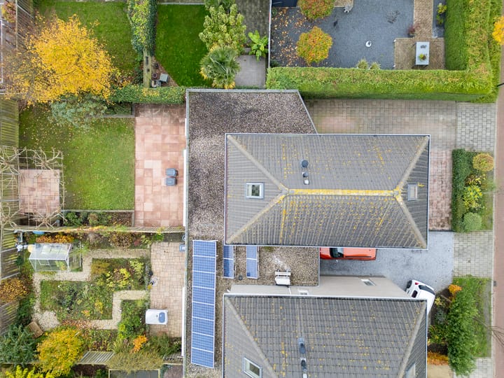 Foto 28 van Van Overveststraat 6