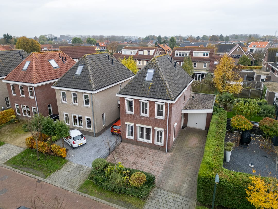 Foto 38 van Van Overveststraat 6