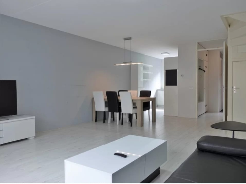 Photo 10 of Emile Hullebroeckstraat 29-C