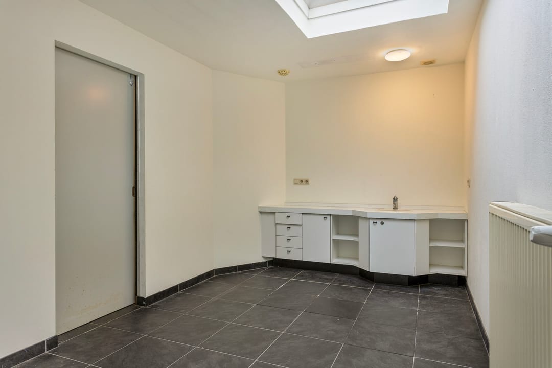 Photo 8 of Tilburgseweg 73