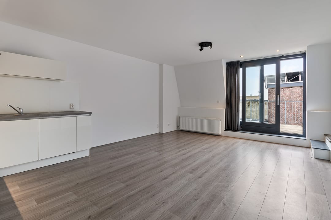 Foto 2 van Noord Buitensingel 17-B