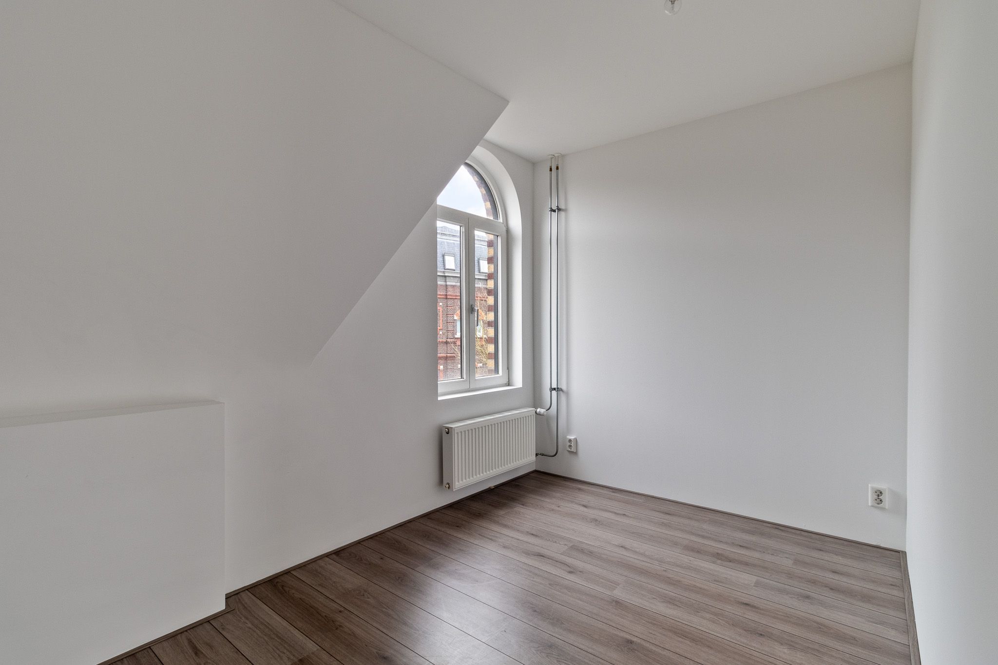 Foto 6 van Noord Buitensingel 17-B