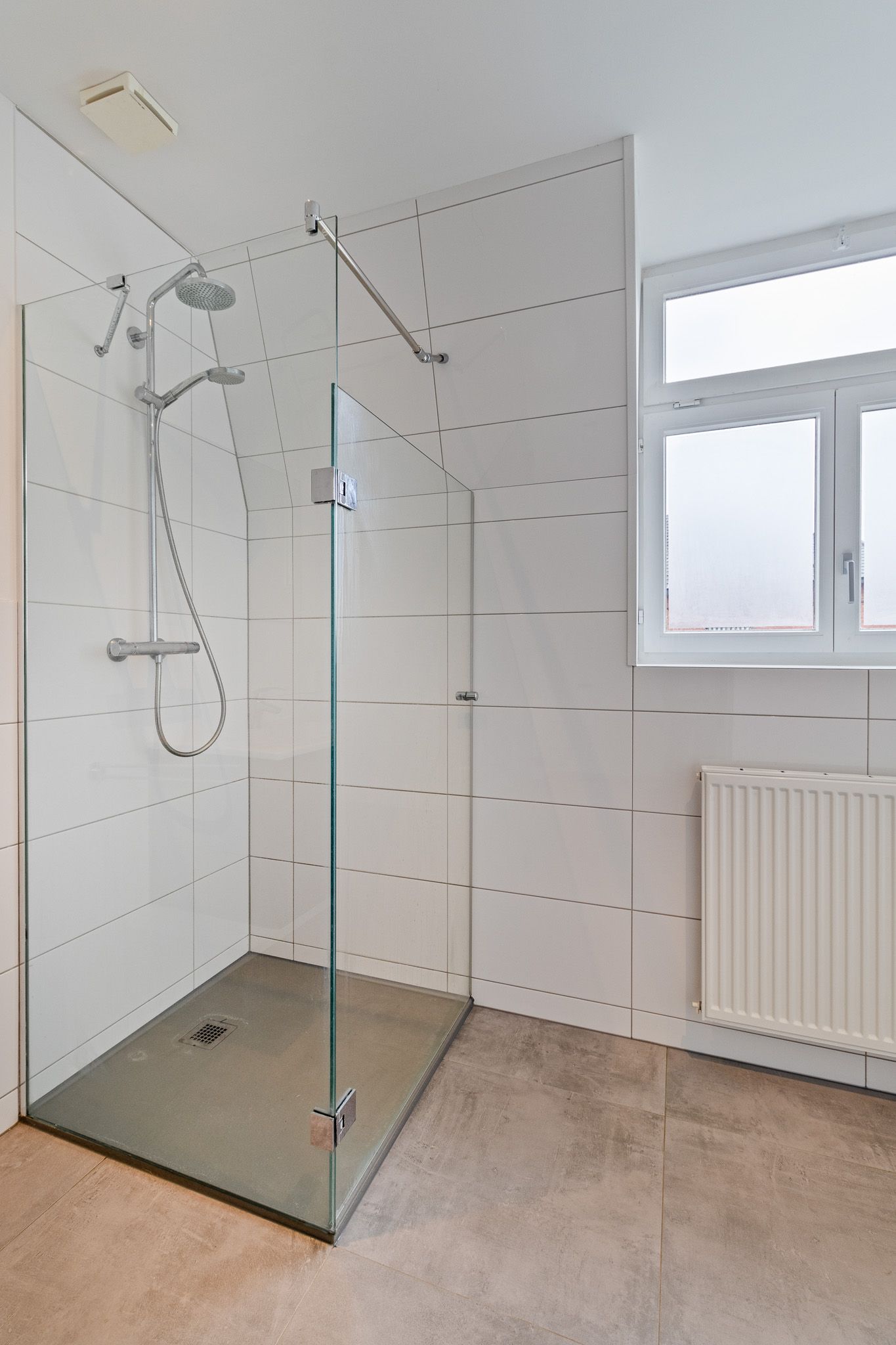 Foto 10 van Noord Buitensingel 17-B