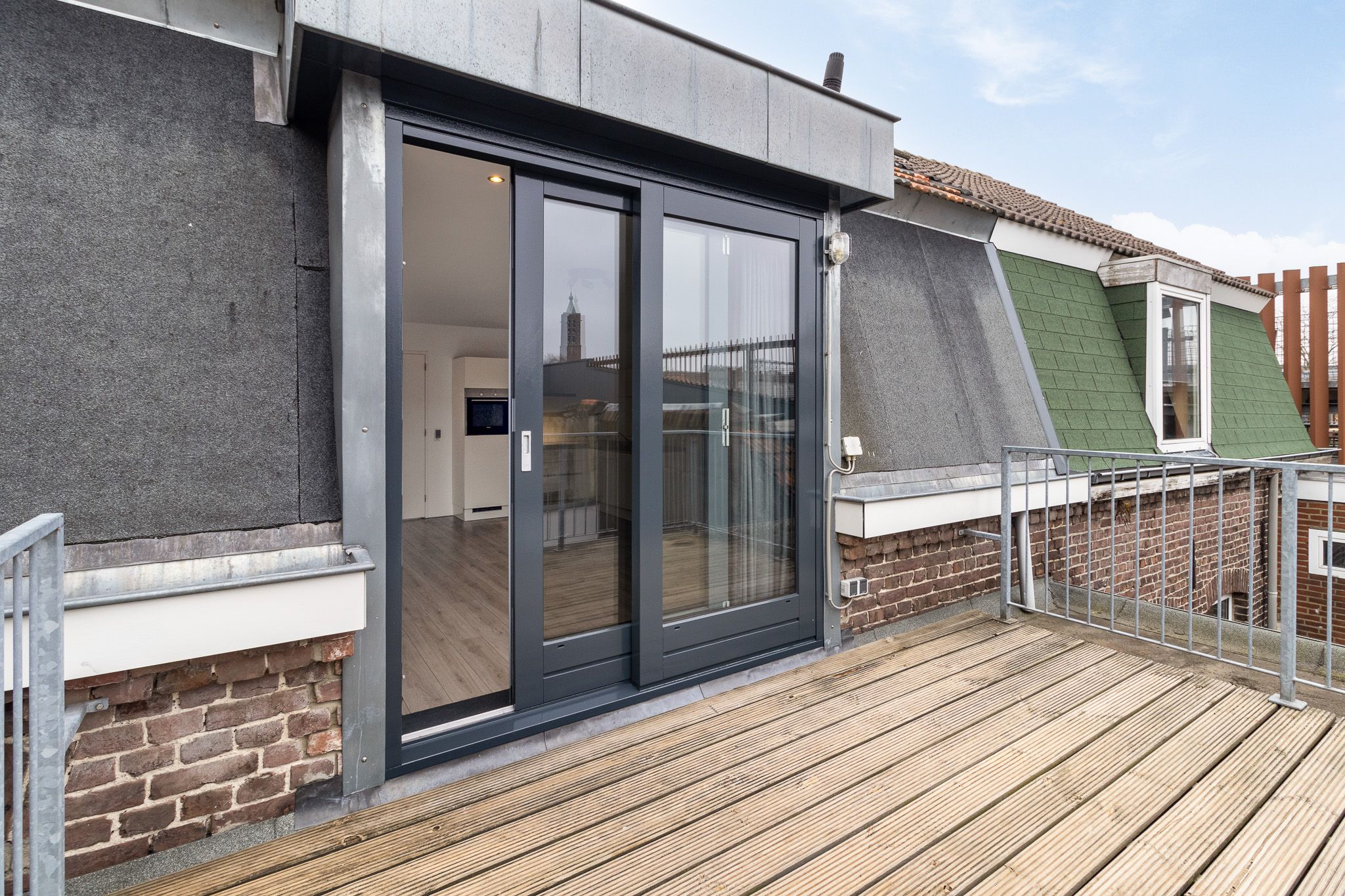 Foto 15 van Noord Buitensingel 17-B