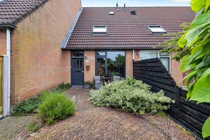 Foto 3 van Weegbree 130