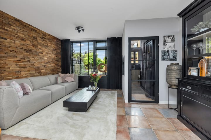 Foto 7 van Weegbree 130