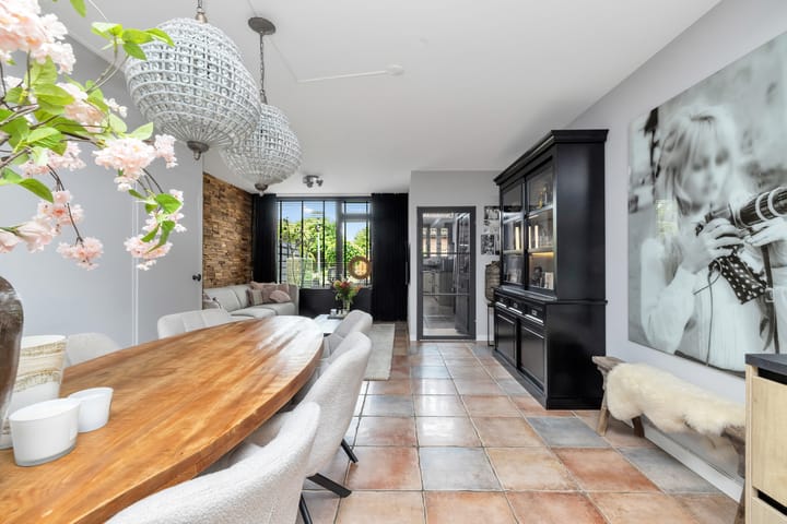 Foto 12 van Weegbree 130