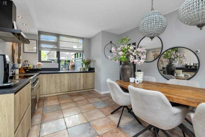 Foto 16 van Weegbree 130