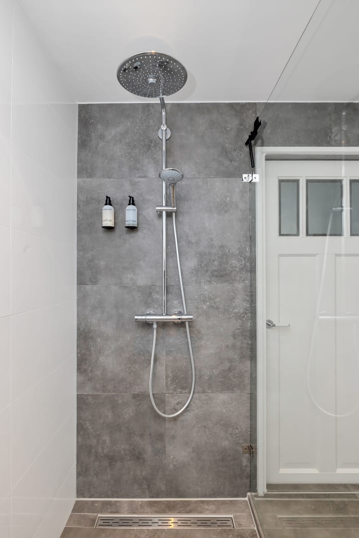 Foto 24 van Weegbree 130