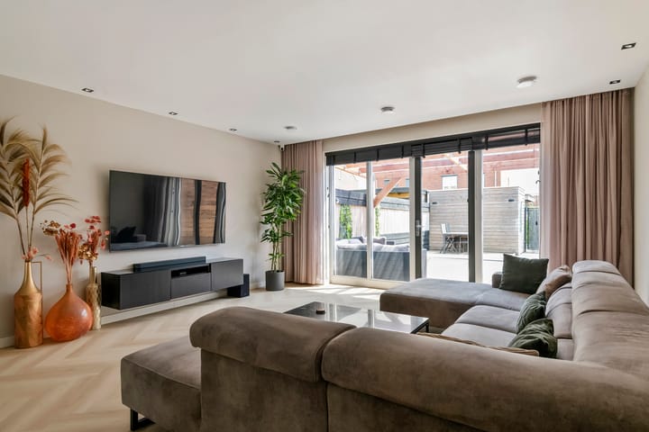 Foto 5 van Citadel 25