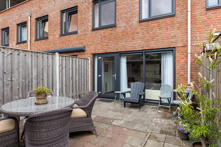 Foto 3 van Linie 631