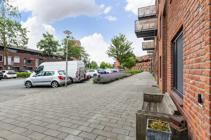 Foto 25 van Linie 631