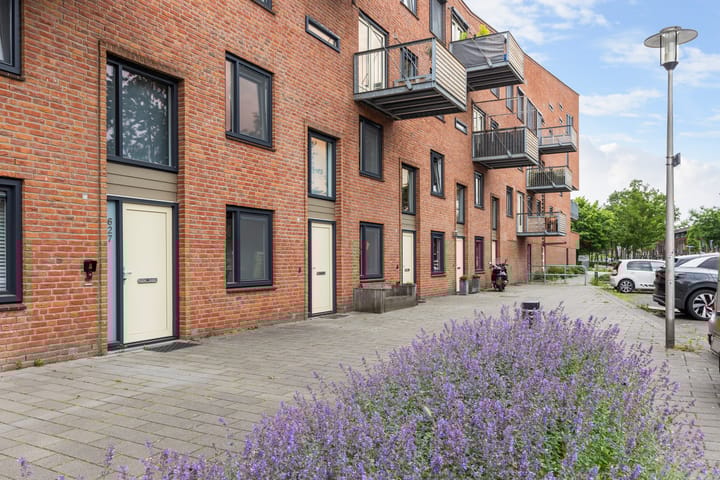 Foto 28 van Linie 631