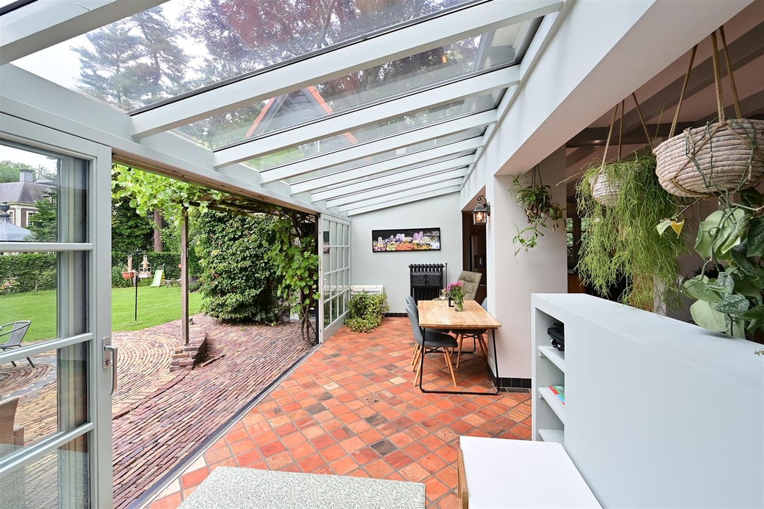 Foto 8 van Nieuw-Loosdrechtsedijk 10