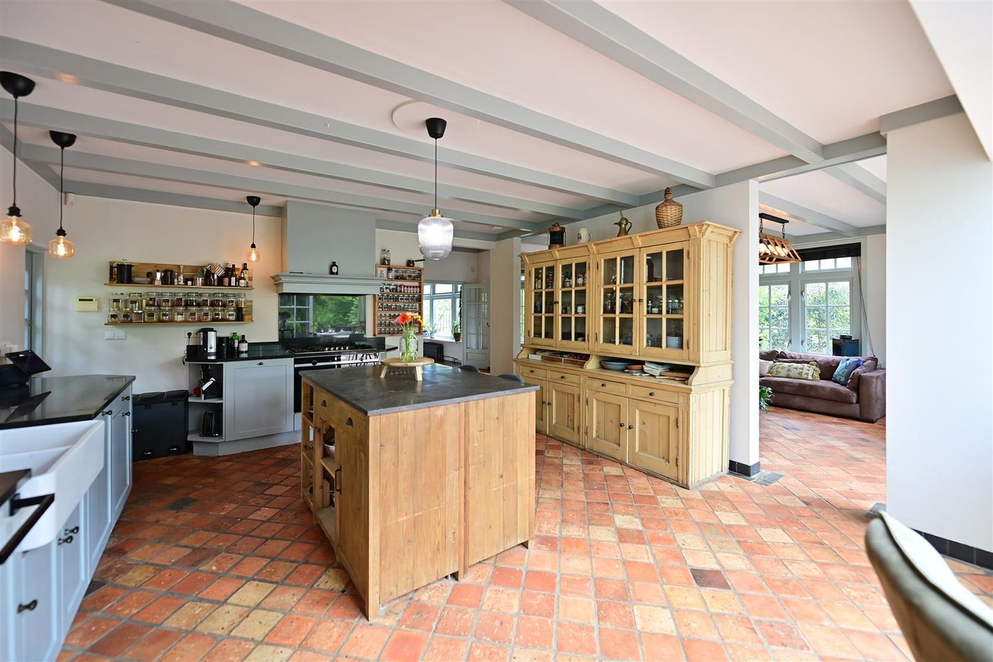 Foto 14 van Nieuw-Loosdrechtsedijk 10