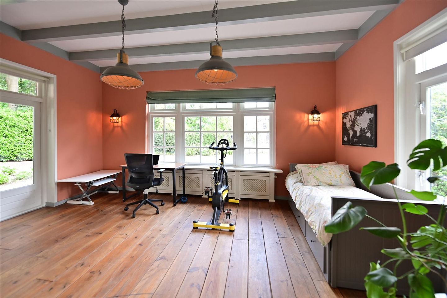 Foto 19 van Nieuw-Loosdrechtsedijk 10