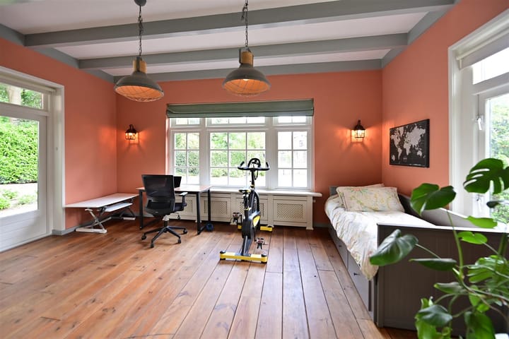 Photo 19 of Nieuw-Loosdrechtsedijk 10