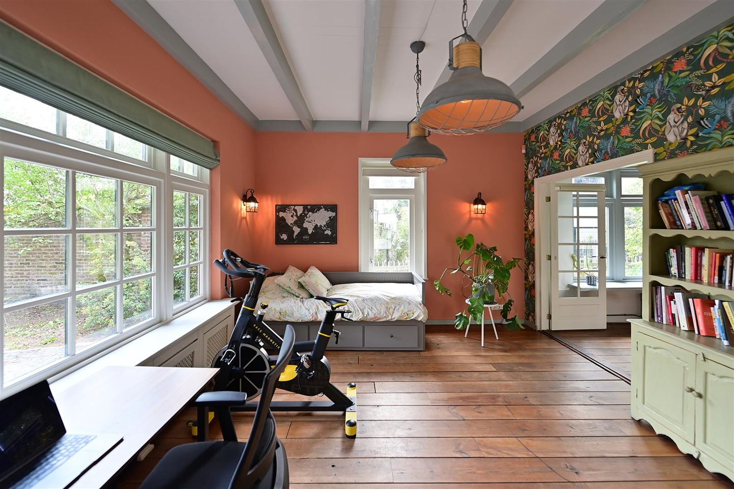 Foto 20 van Nieuw-Loosdrechtsedijk 10