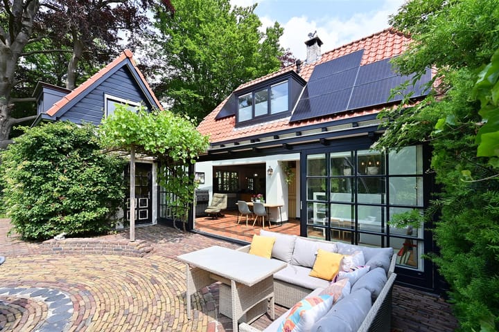 Photo 33 of Nieuw-Loosdrechtsedijk 10