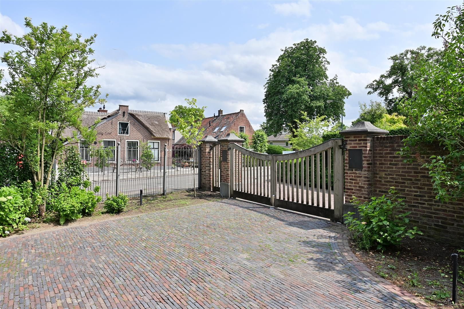 Foto 42 van Nieuw-Loosdrechtsedijk 10