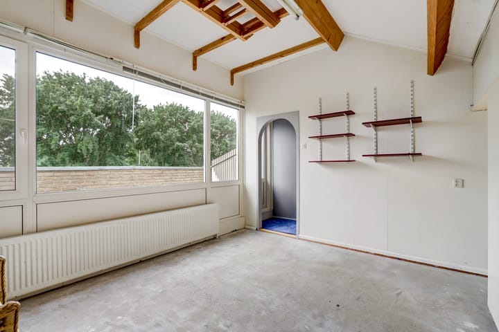 Foto 17 van Hugo van Voorneweg 72