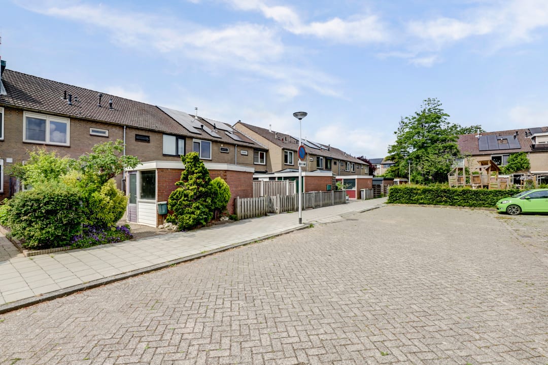 Photo 26 of Hugo van Voorneweg 72