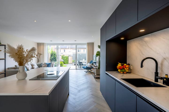 Foto 2 van Bloemendalerpoldersingel 98