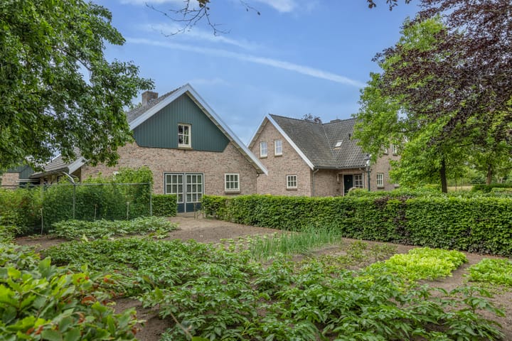 Foto 8 van Oude Enschedeseweg 32