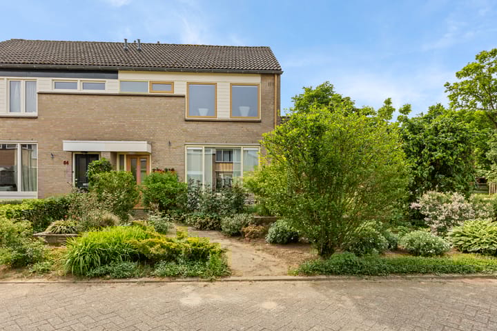 Foto 2 van Pastoor van Berkelstraat 82