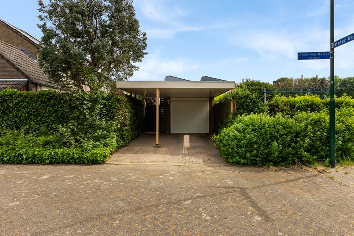 Foto 51 van Pastoor van Berkelstraat 82