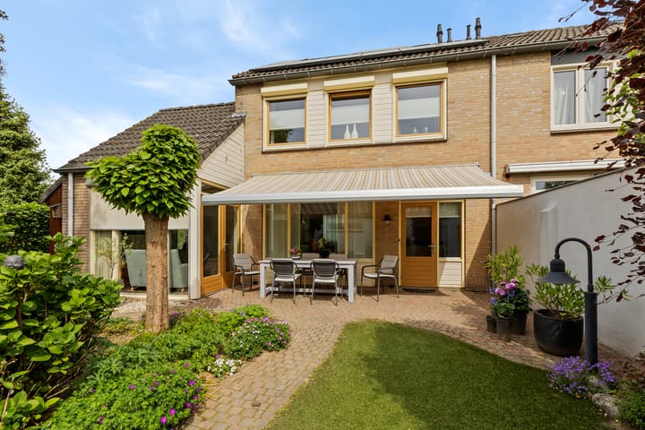 Foto 44 van Pastoor van Berkelstraat 82