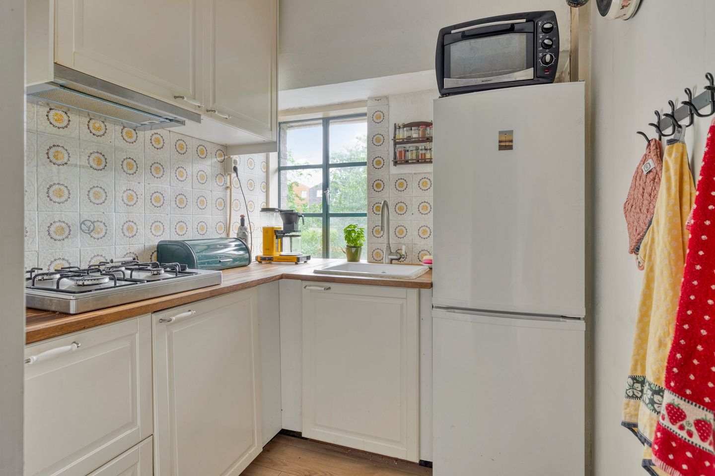 Photo 4 of Stadhouderslaan 5-A