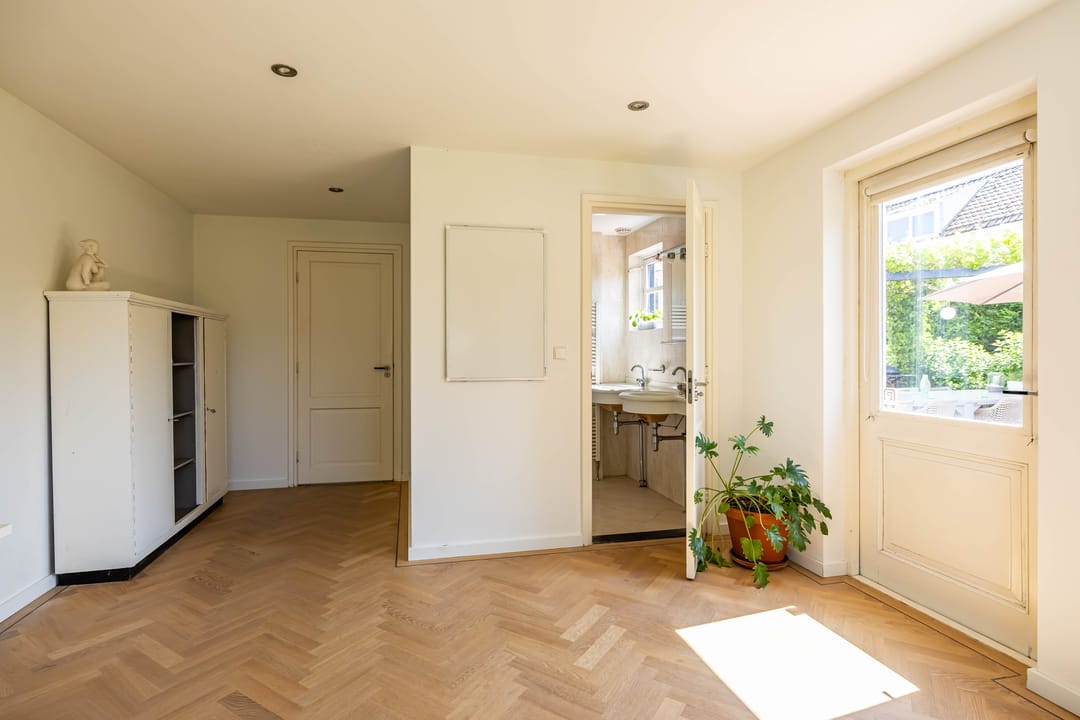 Photo 86 of Rijksstraatweg 271