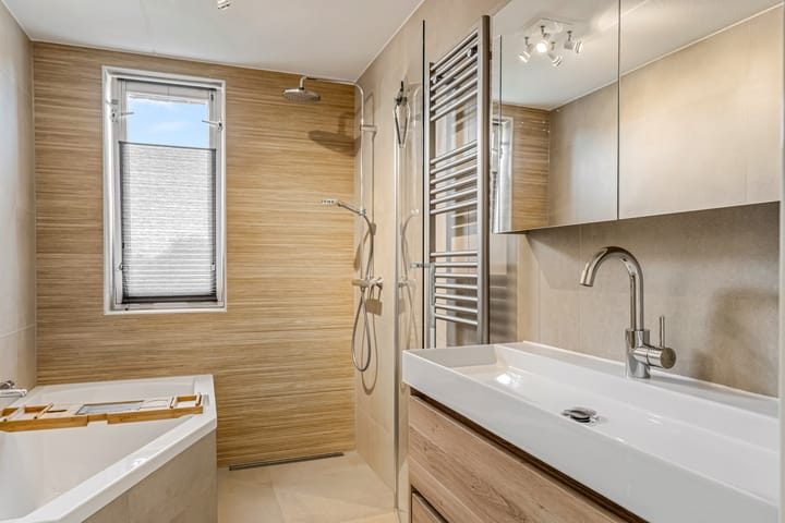 Foto 20 van Hatertseweg 685