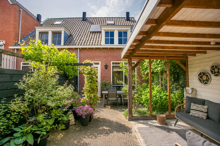 Foto 13 van Basaltoever 1