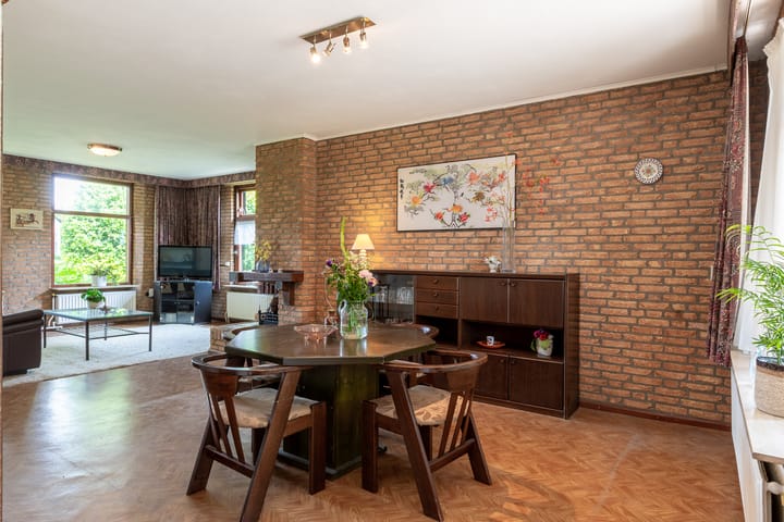 Foto 9 van Laarstraat 37