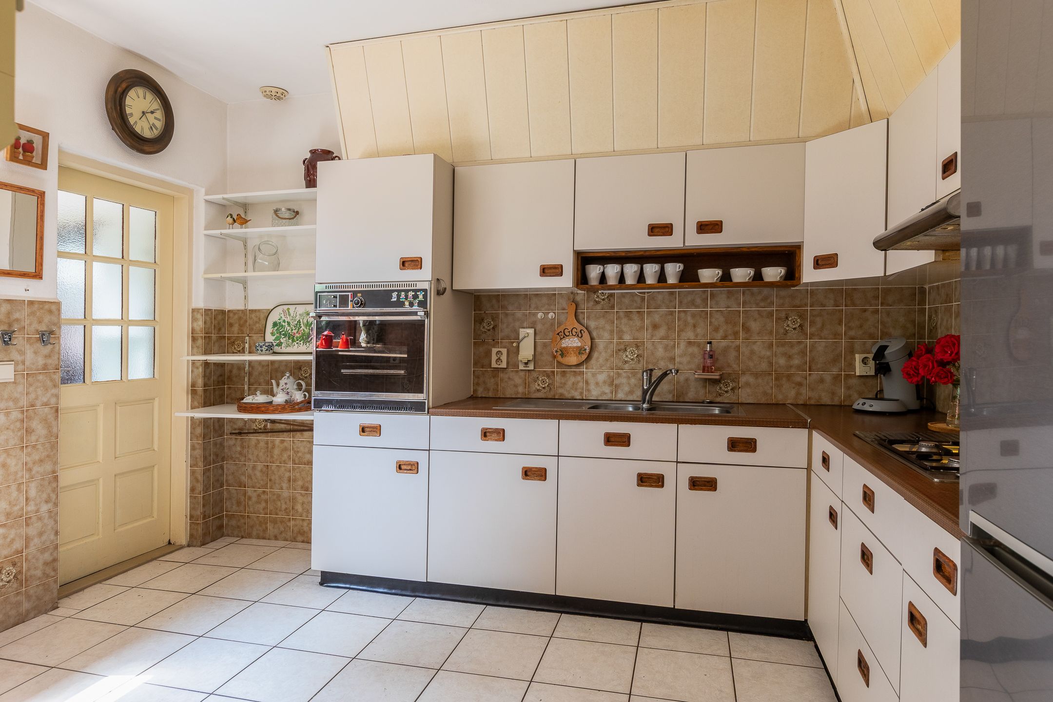 Foto 12 van Laarstraat 37