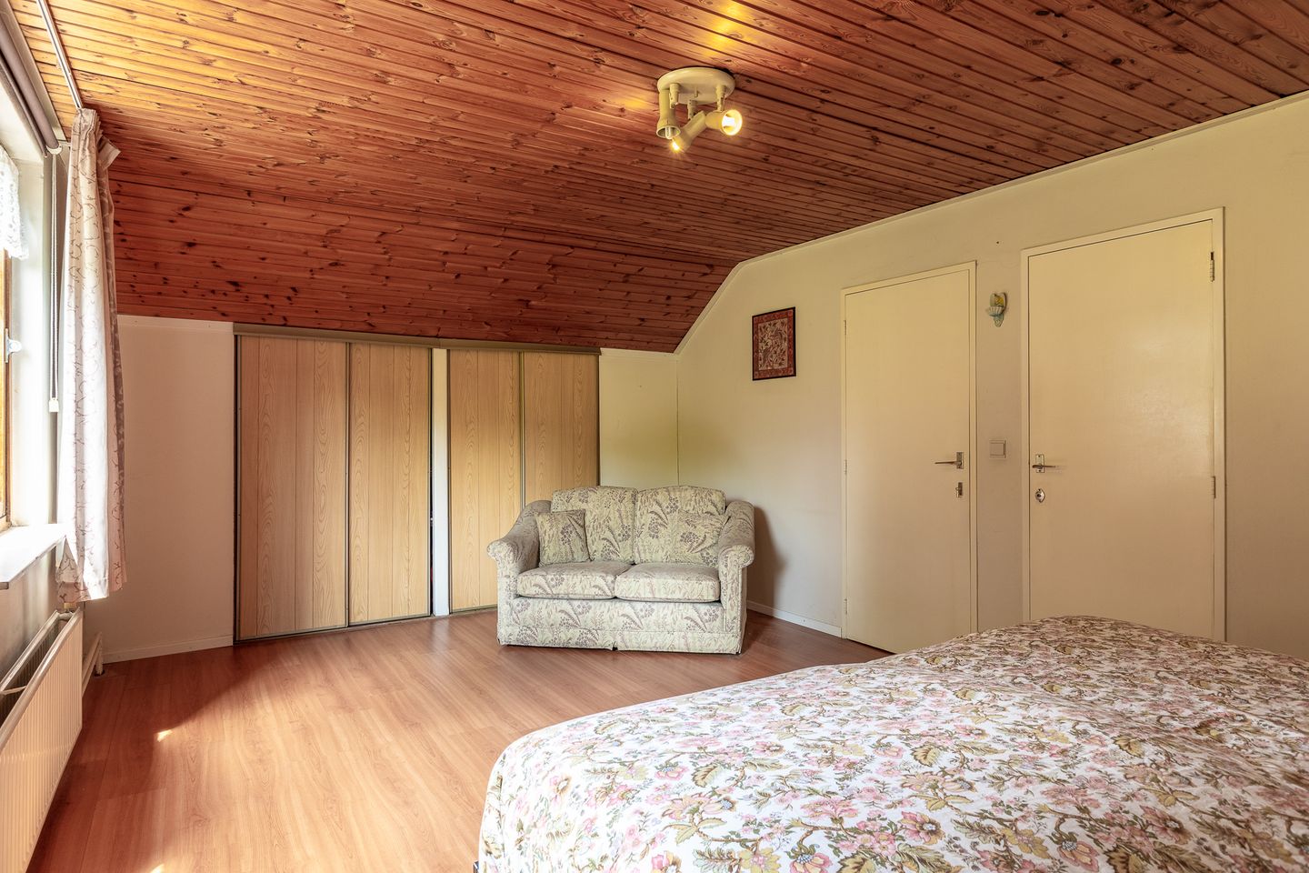 Foto 19 van Laarstraat 37