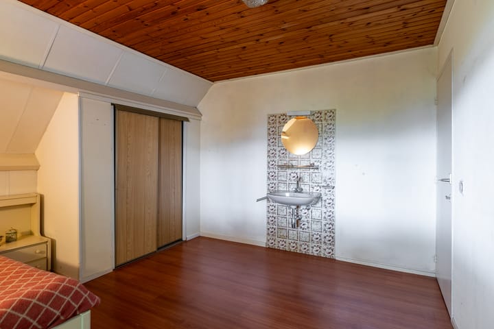 Foto 23 van Laarstraat 37